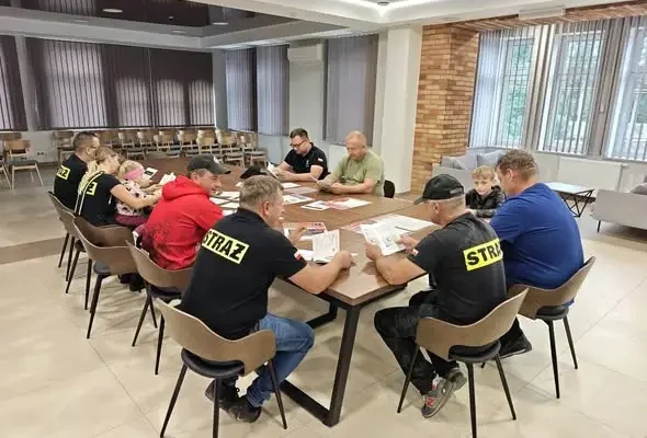 Krajowy Trening Reagowania w Kobylinie-Borzymach: mieszkańcy uczyli się, jak postępować w sytuacjach kryzysowych