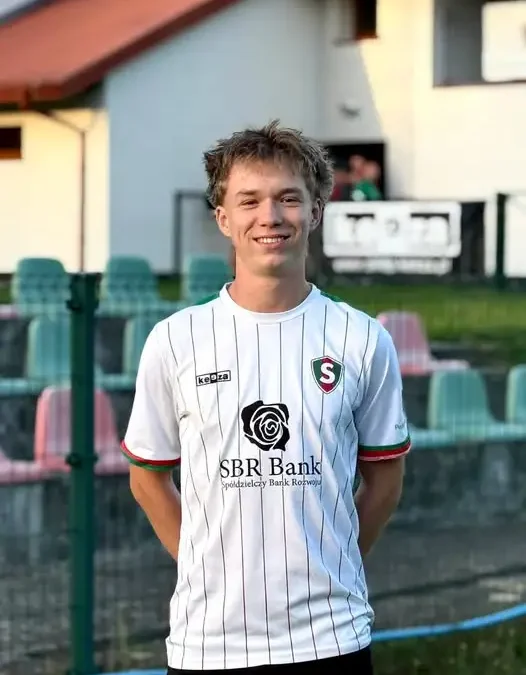 Kacper Romanowski wzmacnia SBR Spartę Szepietowo