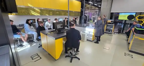 Uczniowie z Czyżewa odkrywali świat nowych technologii podczas dwudniowego wyjazdu edukacyjnego