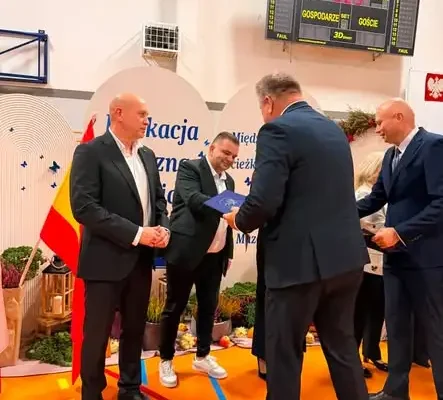 Edukacja bez granic: apel w Miejskim Zespole Szkół w Wysokiem Mazowieckiem